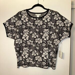 Cynthia Rowley Medium Black White Floral Sweater Short Sleeve Super Soft NWT